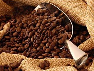 MARKET INSIGHT: Dec Arabica Coffee Prices End Up At $2.0120/Lb Aug 29 As Brazil Concerns Grow